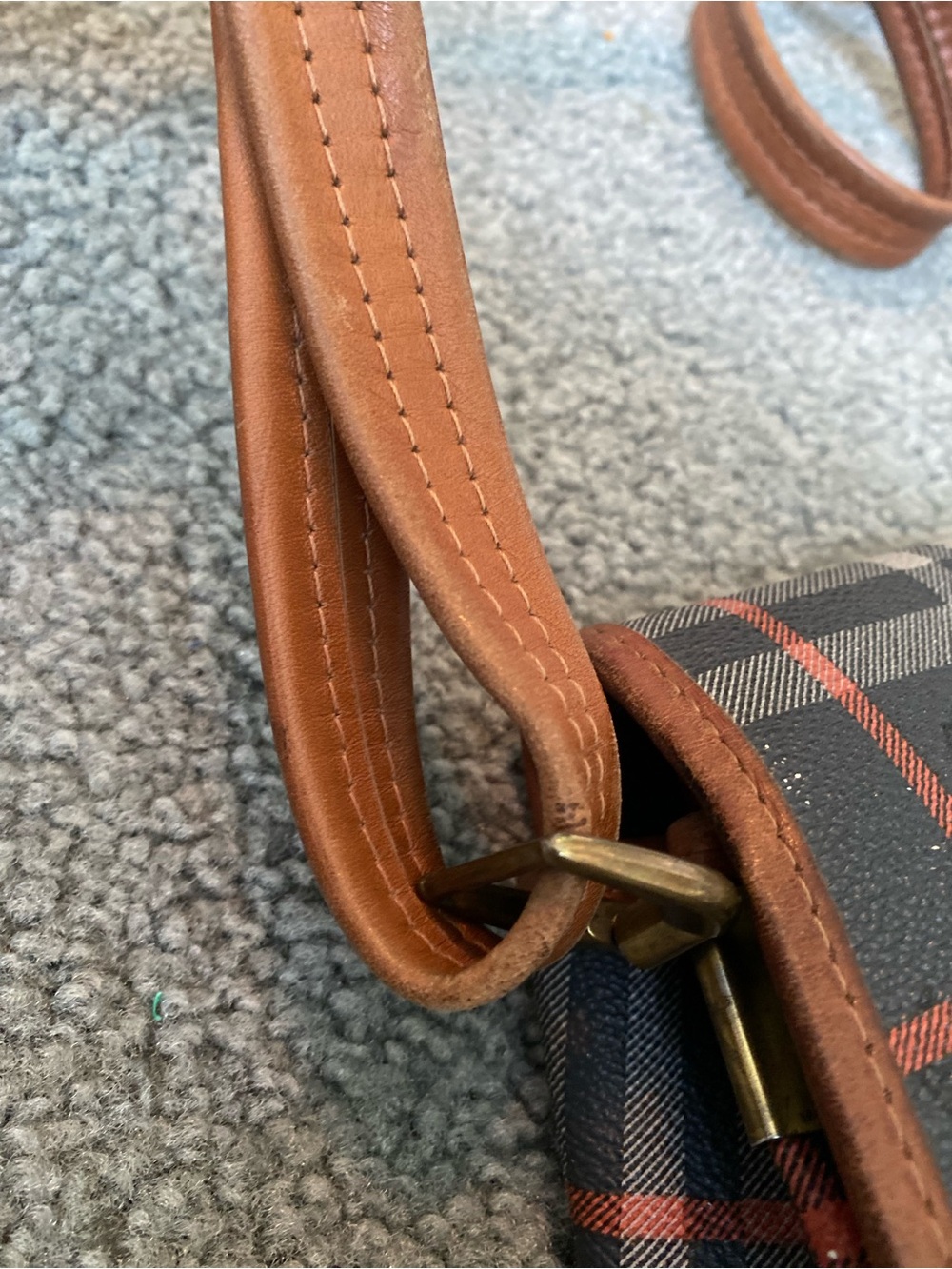 Vintage Burberry Saddle Bag (Made in England) - Picture 13 of 15